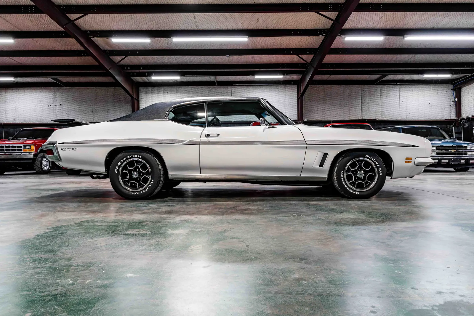 1972-Pontiac-Trans-Am-Cameo-white-117070--38.jpg