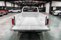 17_1994-Ford-F-150-White-A73187-53.jpg
