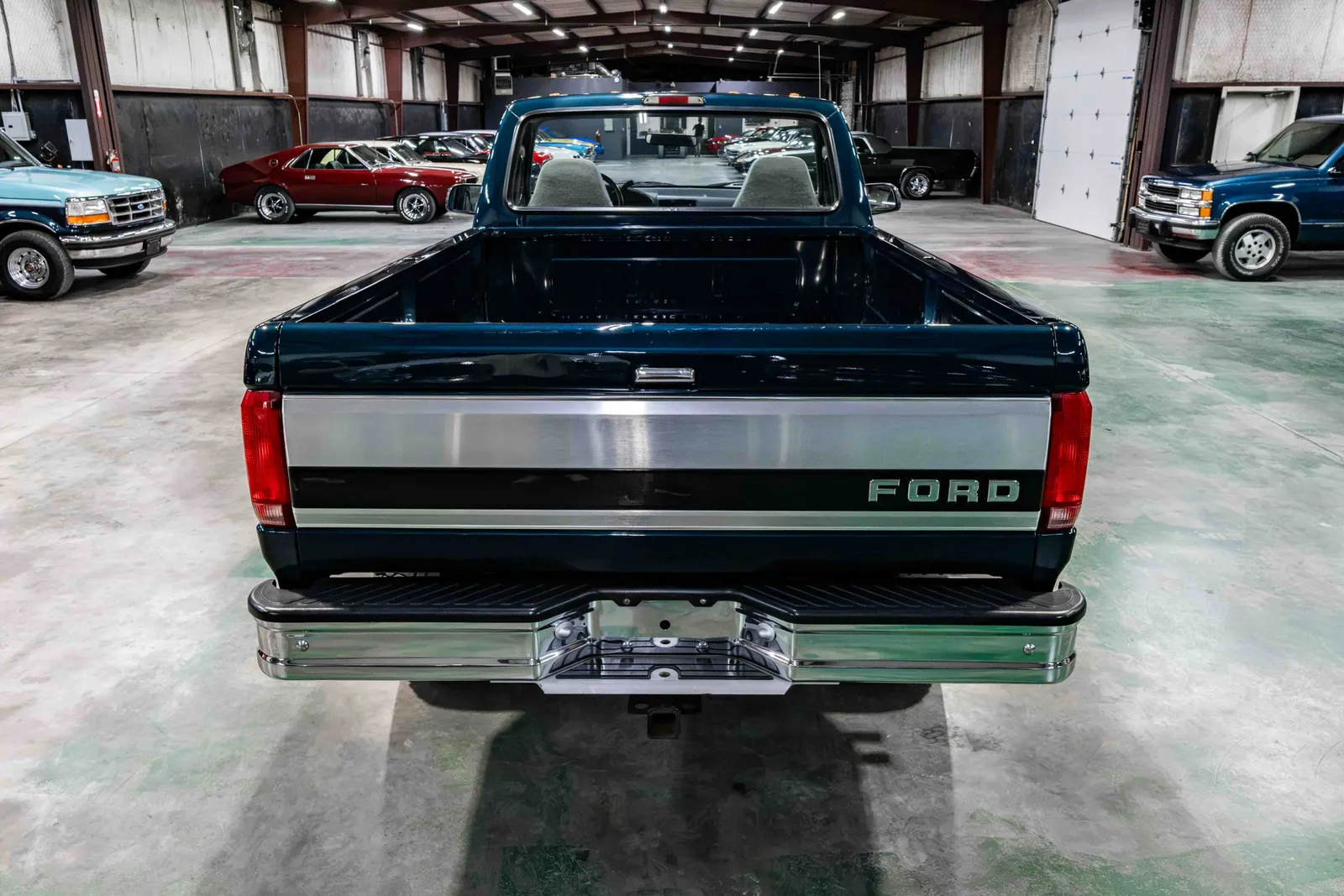 1996-Ford-F250-Dark-Tourmaline-Metallic-2FTHF26H6TCA68715-36.jpg