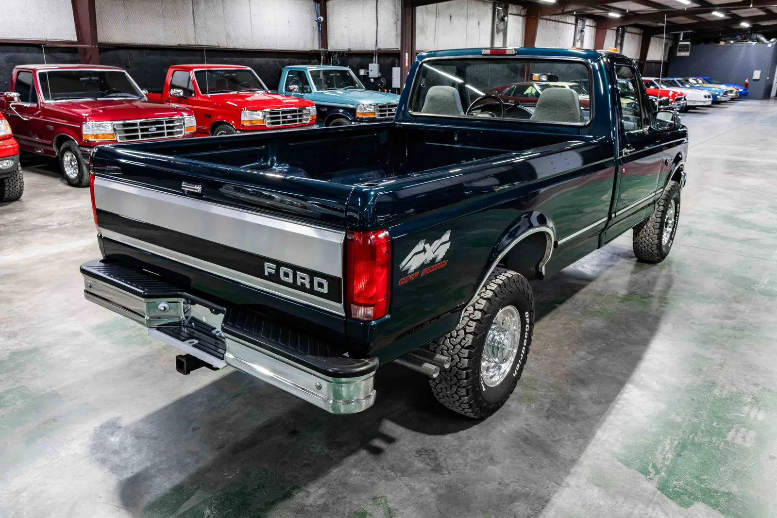 1996-Ford-F250-Dark-Tourmaline-Metallic-2FTHF26H6TCA68715-37.jpg
