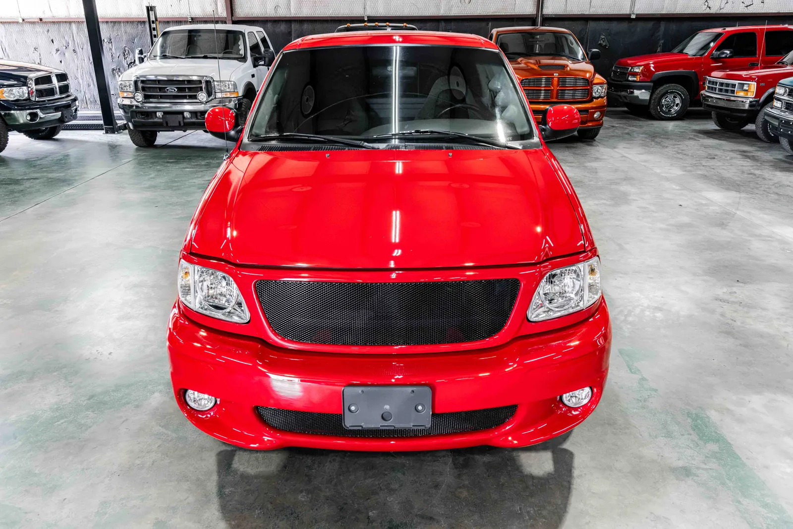 1999-Ford-F150-Lightning-Vermilion-Red-2FTZF0735XCA74989-40.jpg