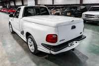 2001-Ford-Lightning-White-A76039-35.jpg