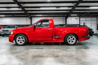 1999-Ford-Lightning-Bright-Red-2FTZF0739XCA83923--34.jpg