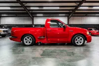 1999-Ford-Lightning-Bright-Red-2FTZF0739XCA83923--38.jpg