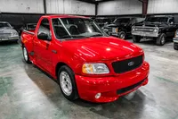 1999-Ford-Lightning-Bright-Red-2FTZF0739XCA83923--39.jpg