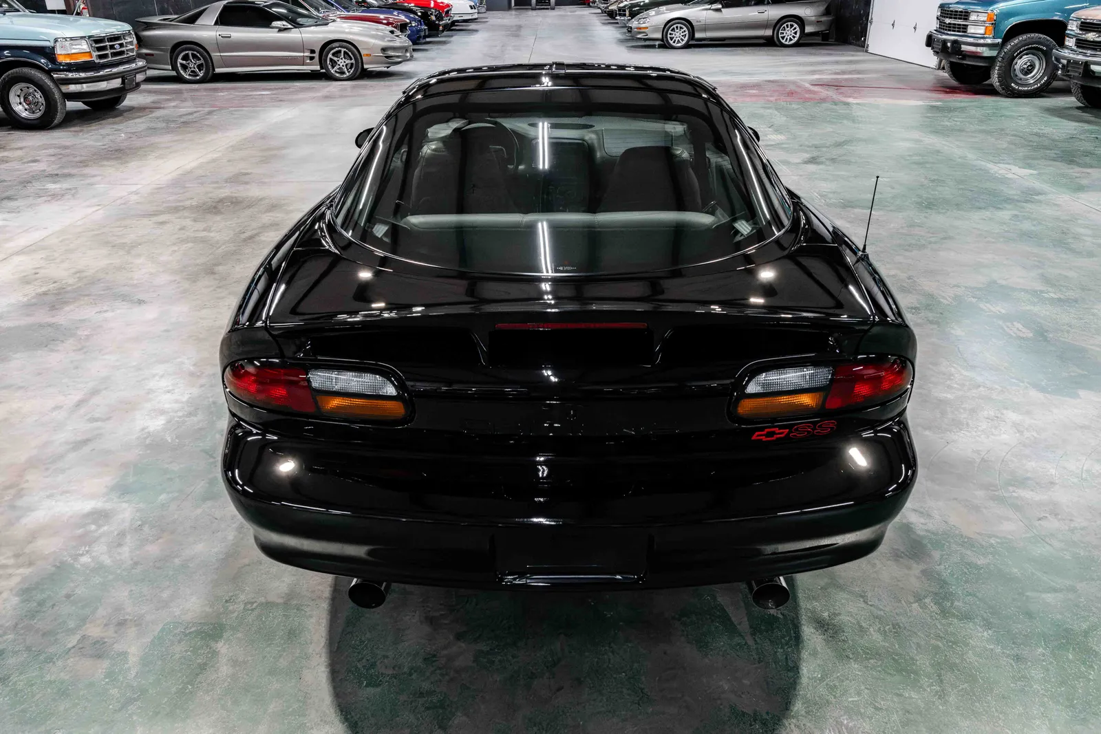 1999-Chevrolet-Camaro-Black-125755-36.jpg