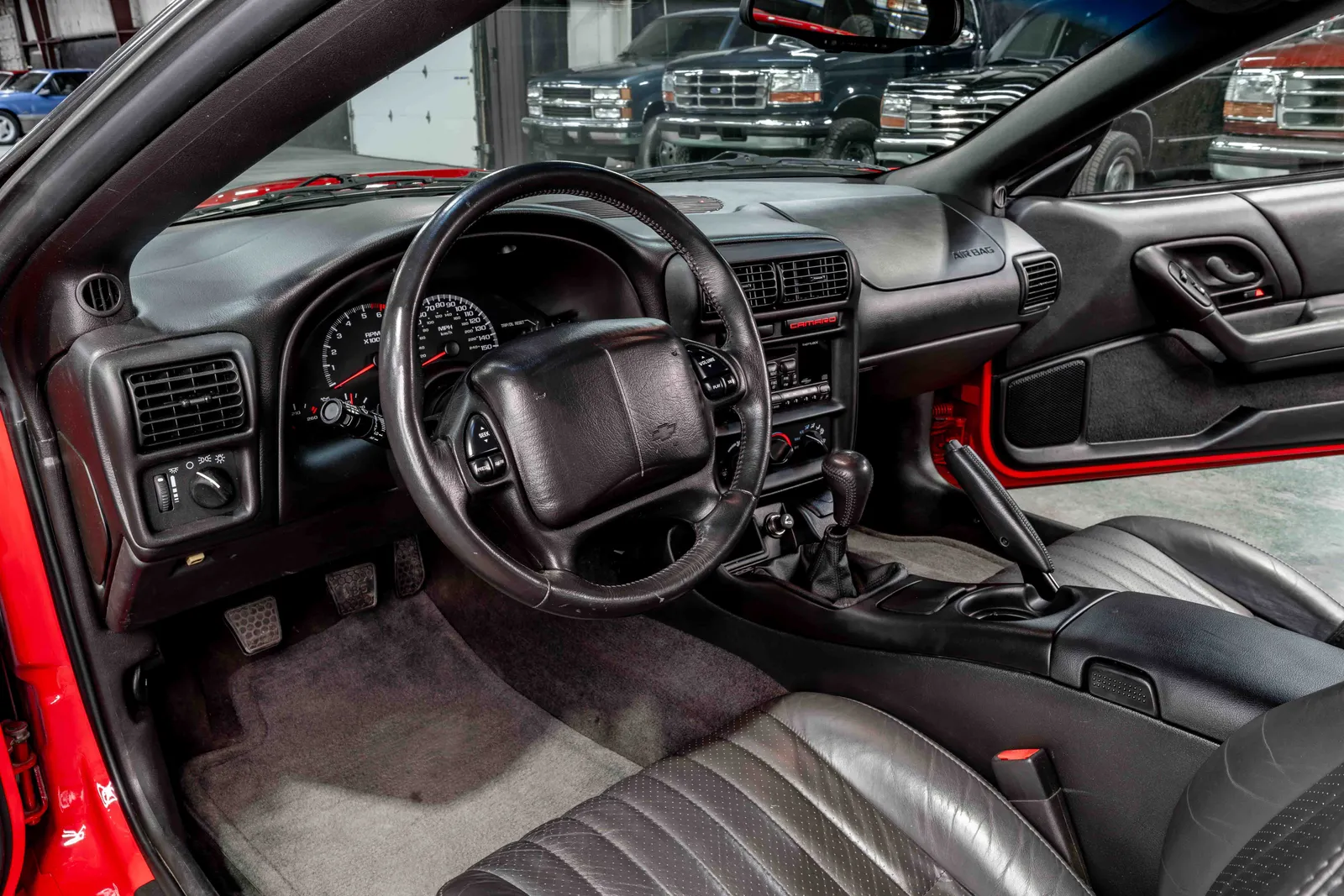 2000-Chevrolet-Camaro-Bright-Red-116756--46.jpg