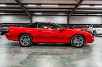 2000-Chevrolet-Camaro-Bright-Red-116756--38.jpg