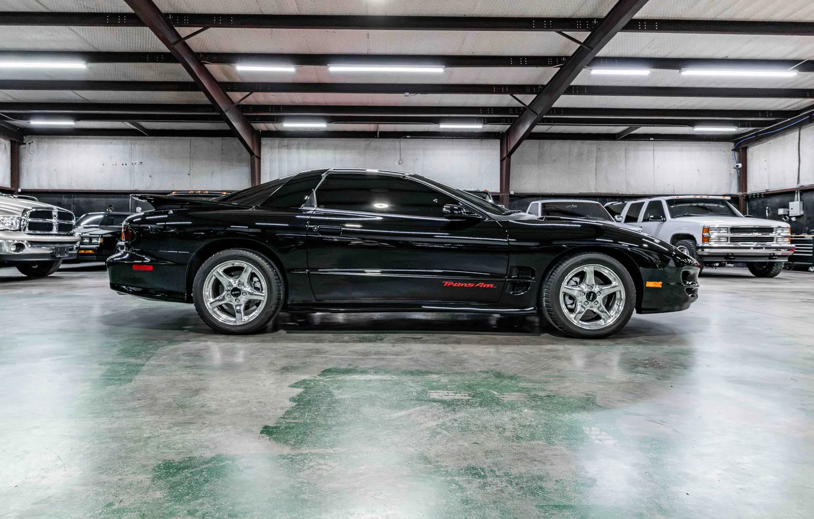 1998-Pontiac-WS6-Black-2G2FV22G3W2224036-38.jpg