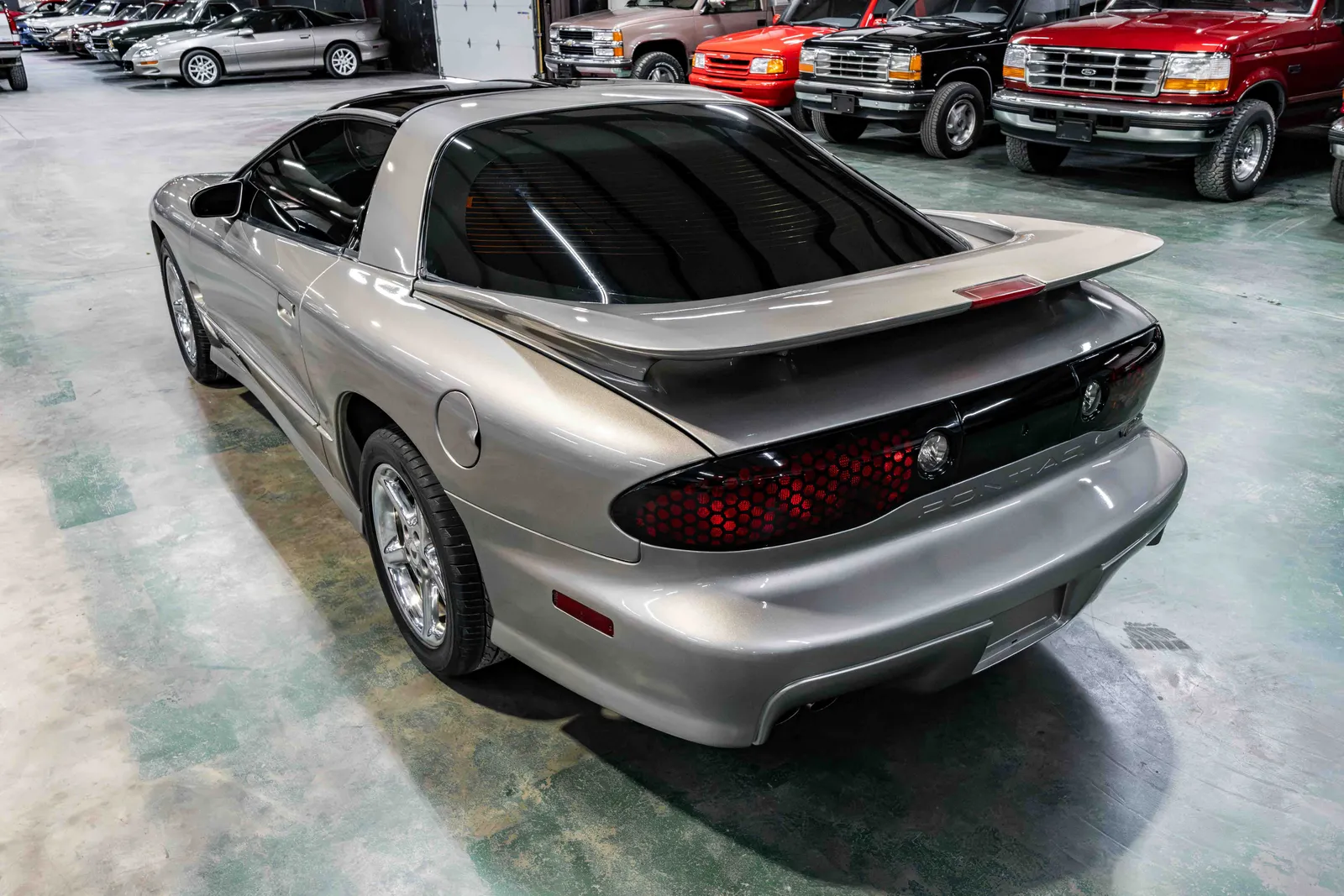2000-Pontiac-Firebird-Pewter-169504-35.jpg
