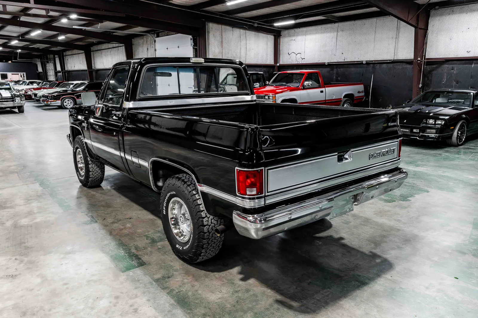 1986-Chevrolet-K10-Black-205621--35.jpg