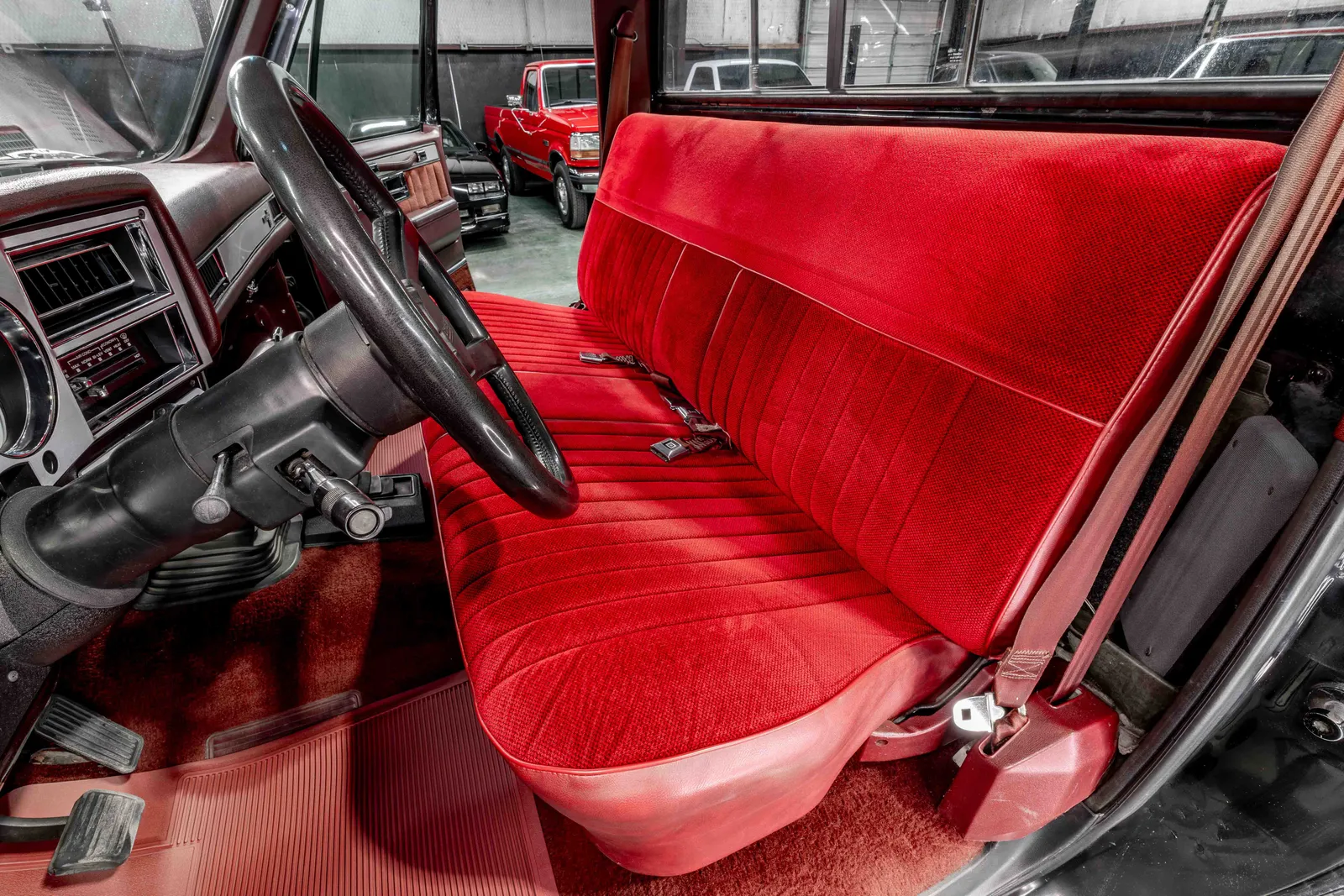 1986-Chevrolet-K10-Black-205621--45.jpg