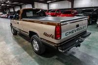 1988-Chevrolet-K2500-Brown-224711-35.jpg