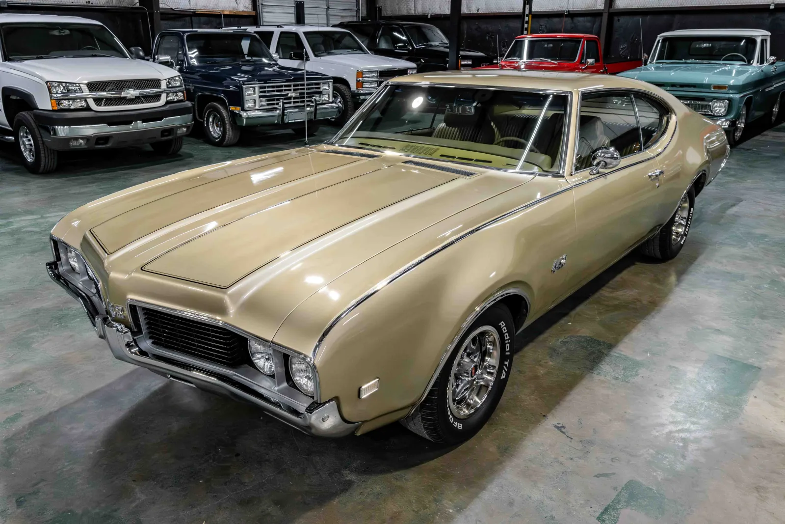 1969-Oldsmobile-442-Gold-344879Z107268-33.webp