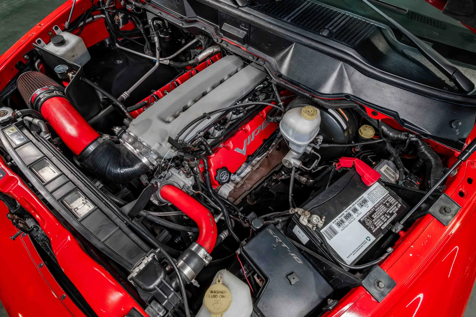 2005-Dodge-SRT-10-Red-3D7HA16H35G733753-43.jpg