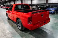 2005-Dodge-SRT-10-Red-3D7HA16H35G733753-35.jpg