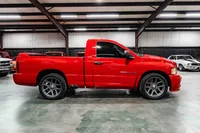 2005-Dodge-SRT-10-Red-3D7HA16H35G733753-38.jpg