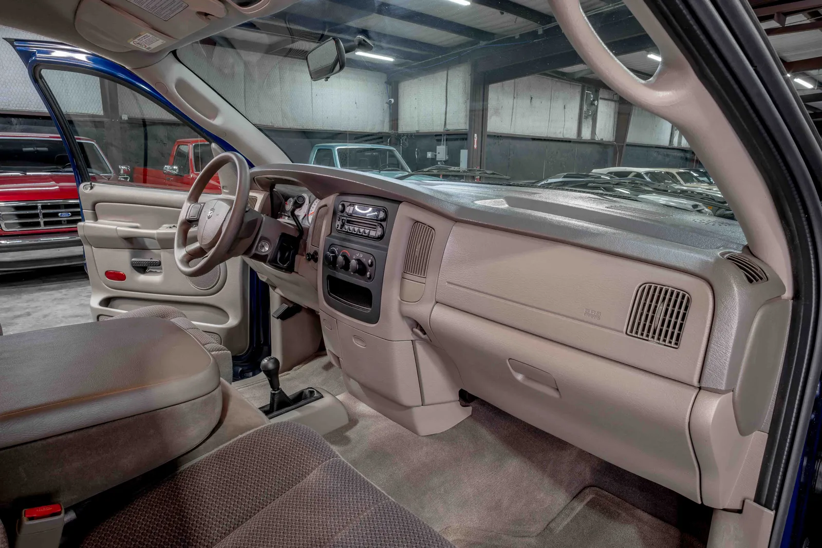 2004-Dodge-Ram2500-PatriotBluePearl-3D7KU28624G106149-49.jpg