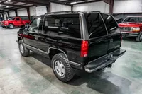 1998-Chevrolet-Tahoe-Black-126205-35.jpg