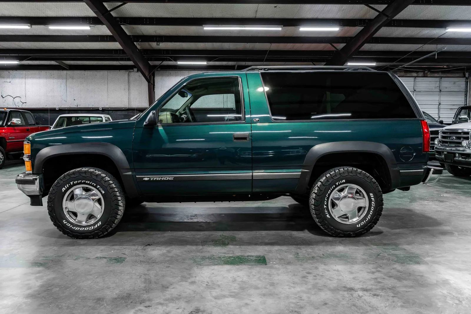 1998-Chevrolet-Tahoe-Emerald-Green-Metallic-138303-34.jpg