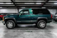 1998-Chevrolet-Tahoe-Emerald-Green-Metallic-138303-34.jpg