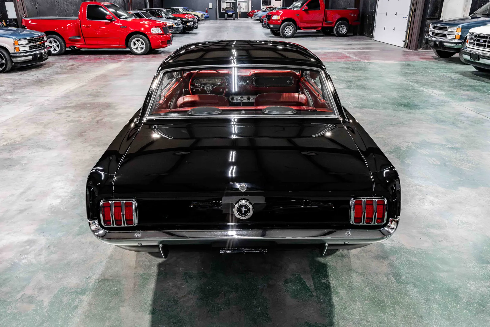 1965-Ford-Mustang-Black-5F07D200815--36.jpg