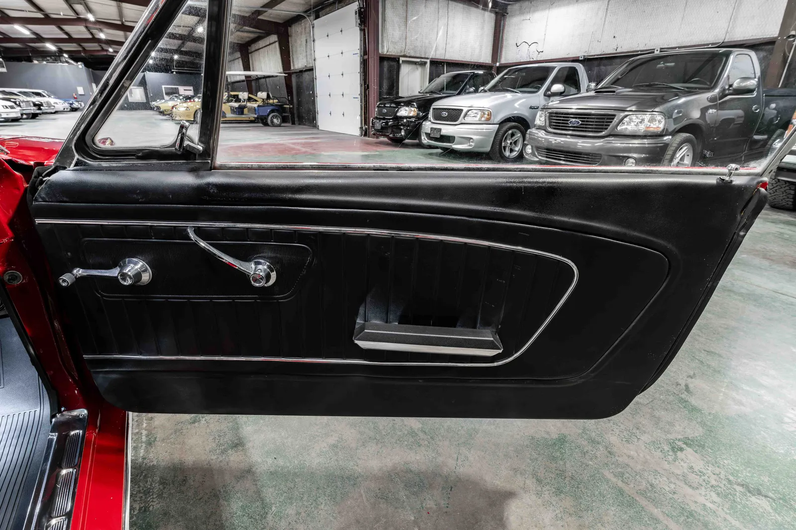 14_1965-Ford-Mustang-Red-5R07A171407-47.jpg
