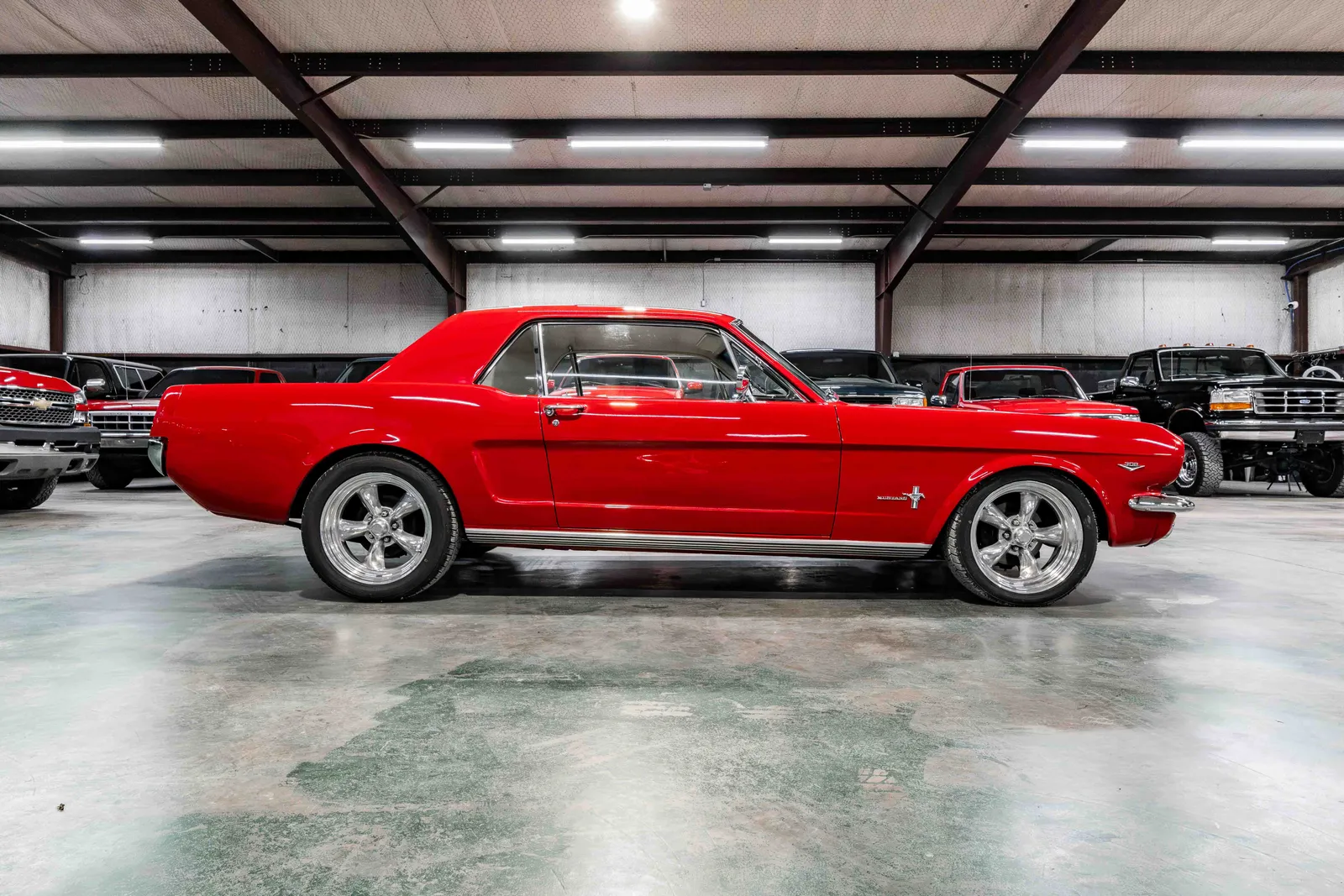 1965-Ford-Mustang-Red-5R07C193177--38.jpg