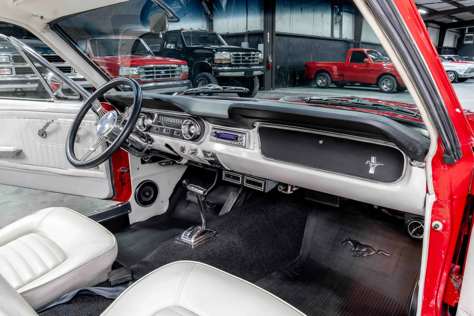 1965-Ford-Mustang-Red-5R07C193177--49.jpg