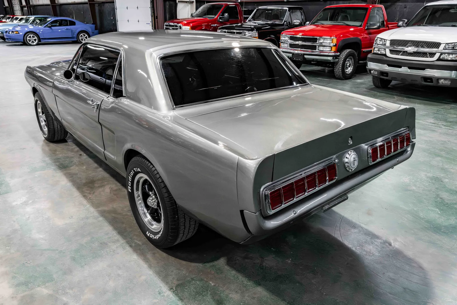 1966-Ford-Mustang-Grey-215928-35.jpg