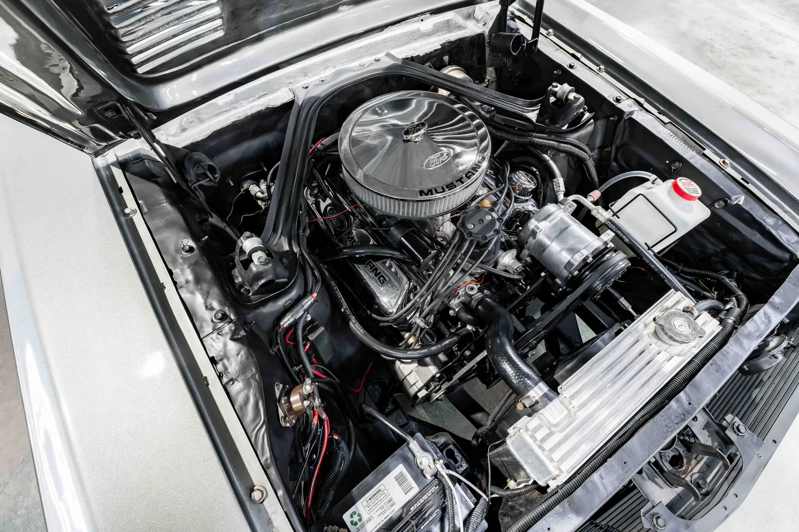 1966-Ford-Mustang-Grey-215928-41.jpg