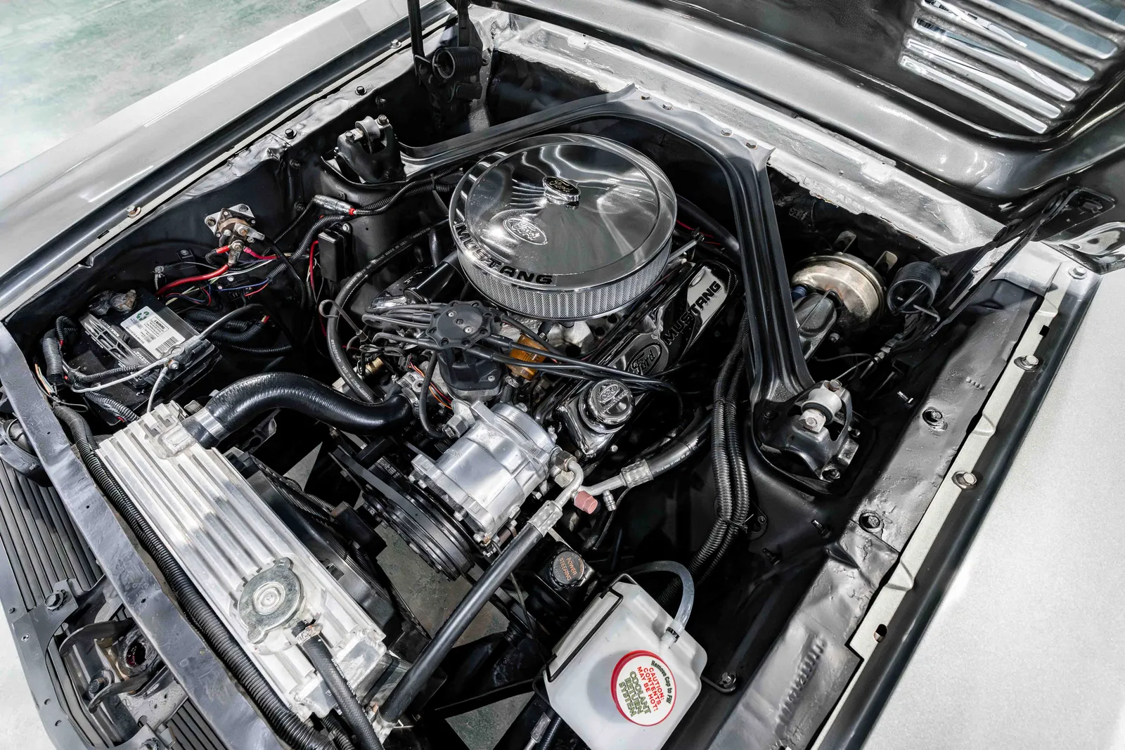 1966-Ford-Mustang-Grey-215928-43.jpg