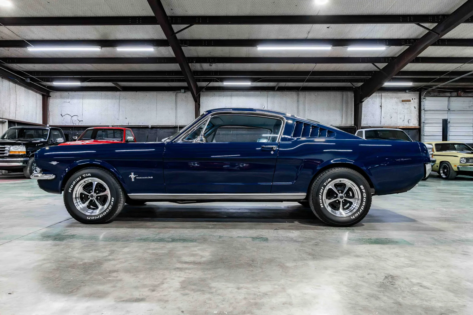 1966-Ford-Mustang-Nightmist-Blue-Poly-6F09C125846-34.jpg