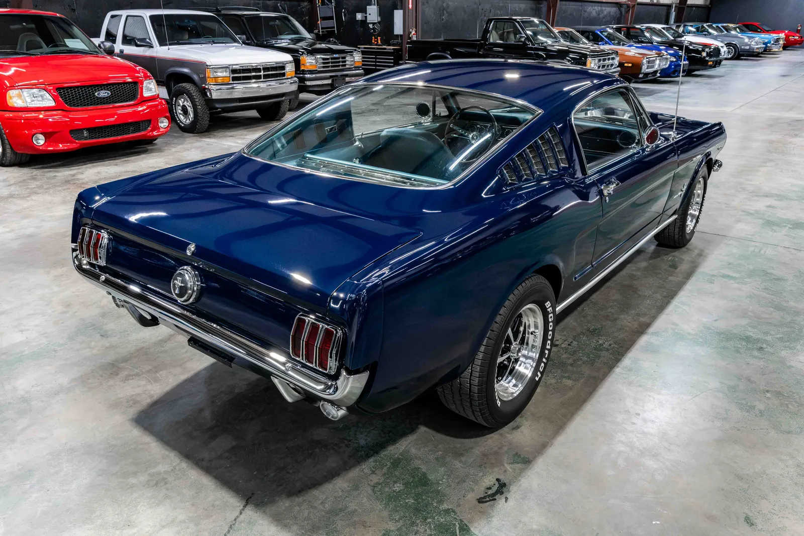 1966-Ford-Mustang-Nightmist-Blue-Poly-6F09C125846-37.jpg