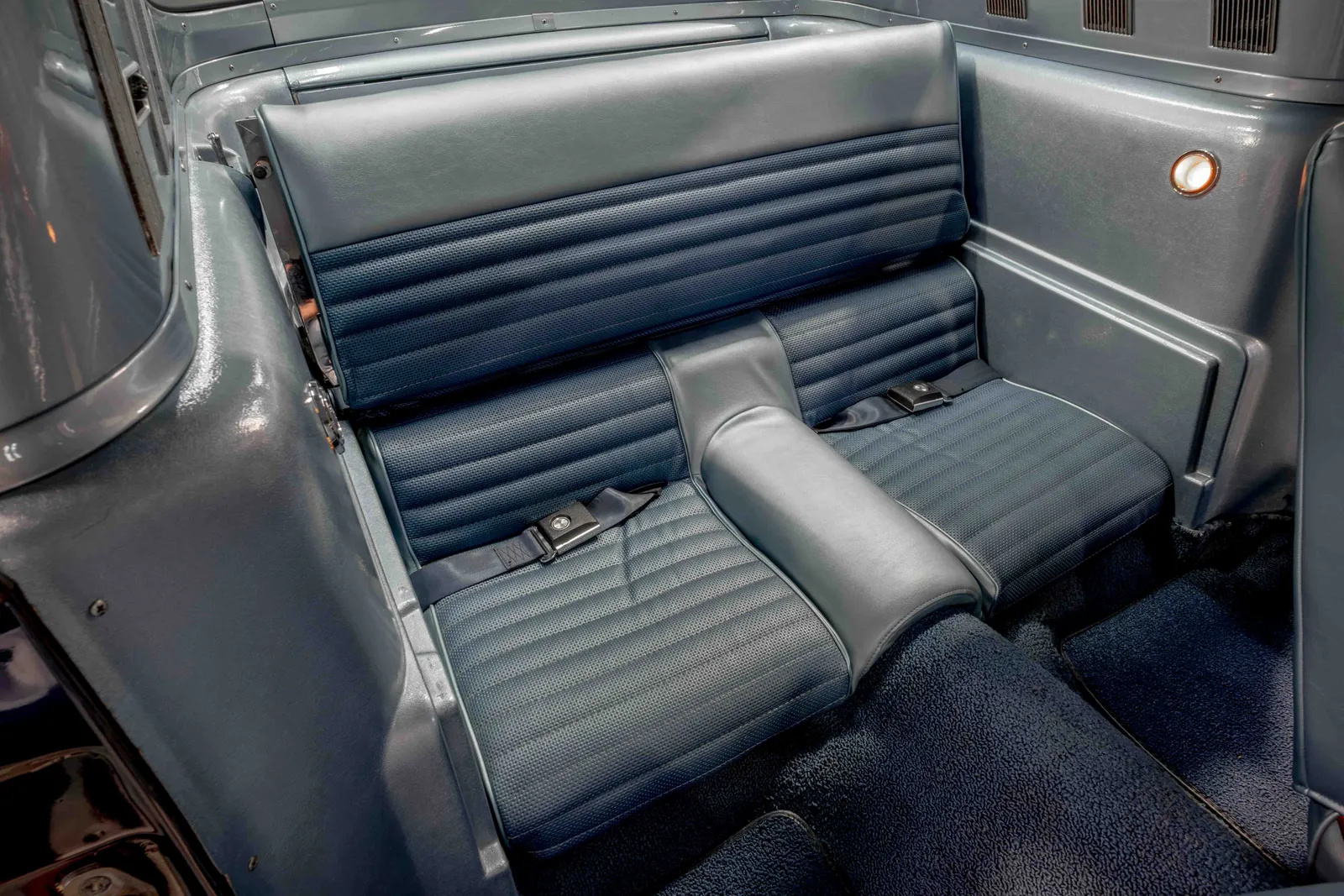 1966-Ford-Mustang-Nightmist-Blue-Poly-6F09C125846-50.jpg