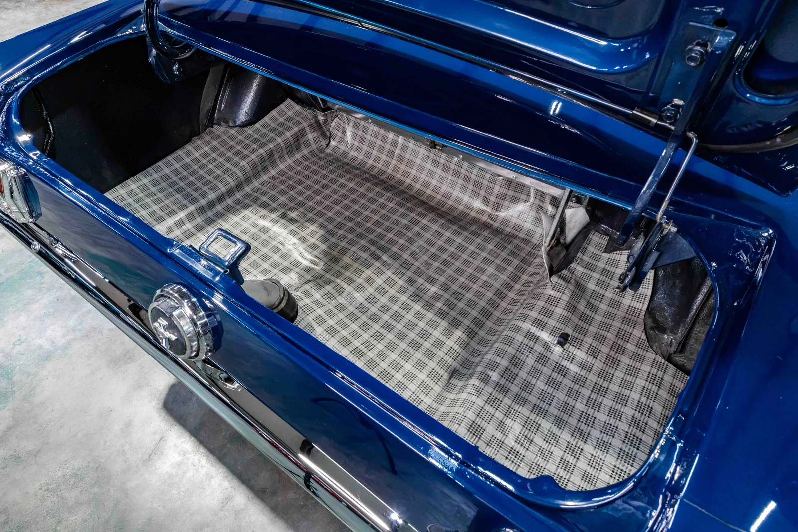 1966-Ford-Mustang-Nightmist-Blue-Poly-6F09C125846-53.jpg
