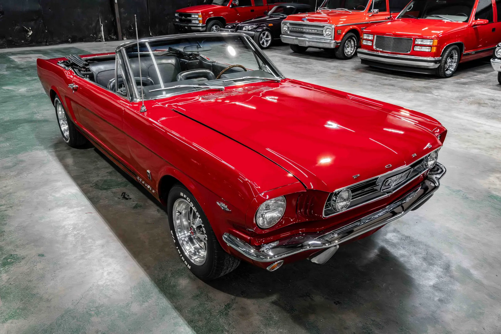1966-Ford-Mustang-Red-126671-39.jpg