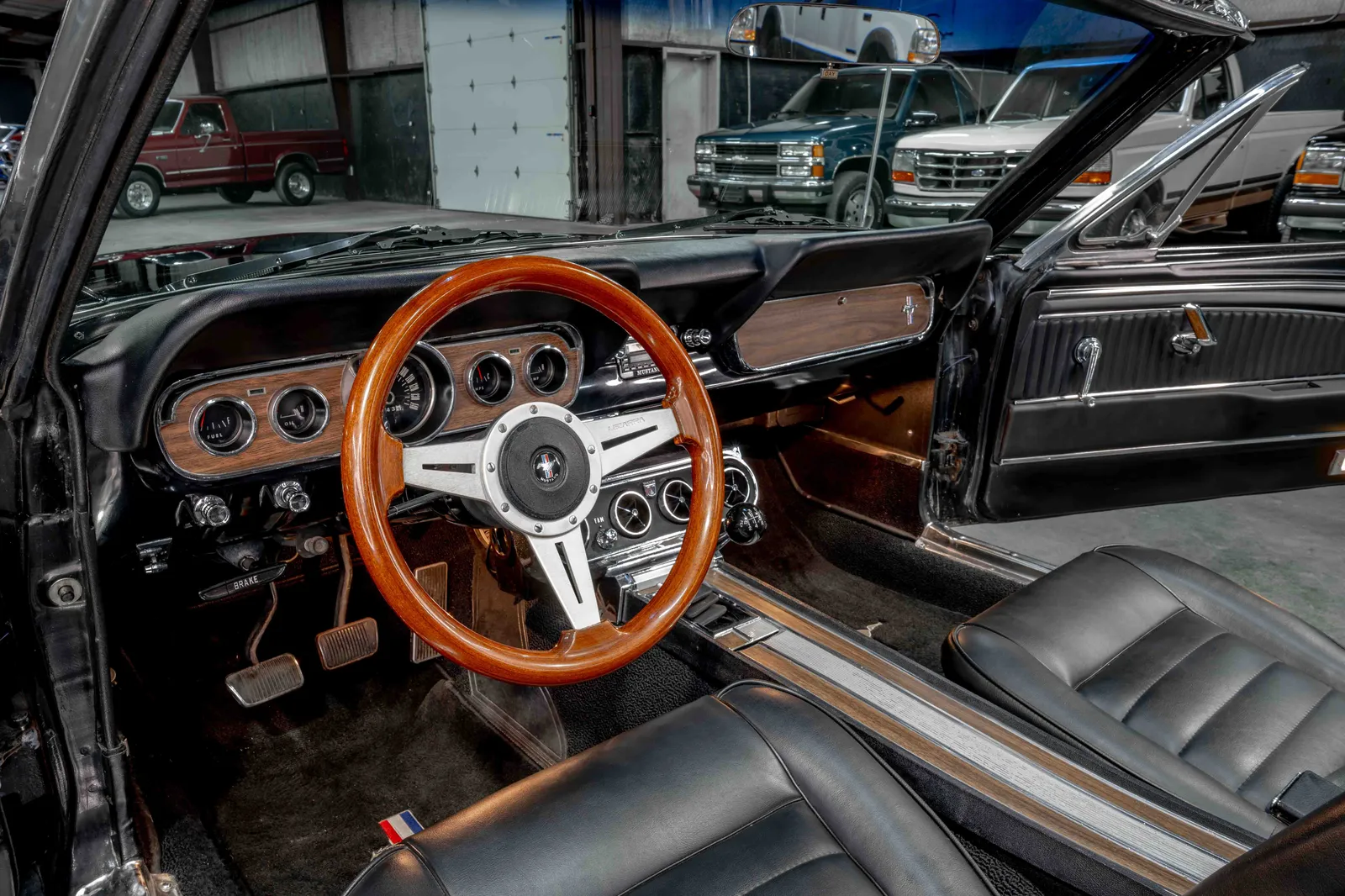 1966-Ford-Mustang-Black-6R08C109474-46.jpg