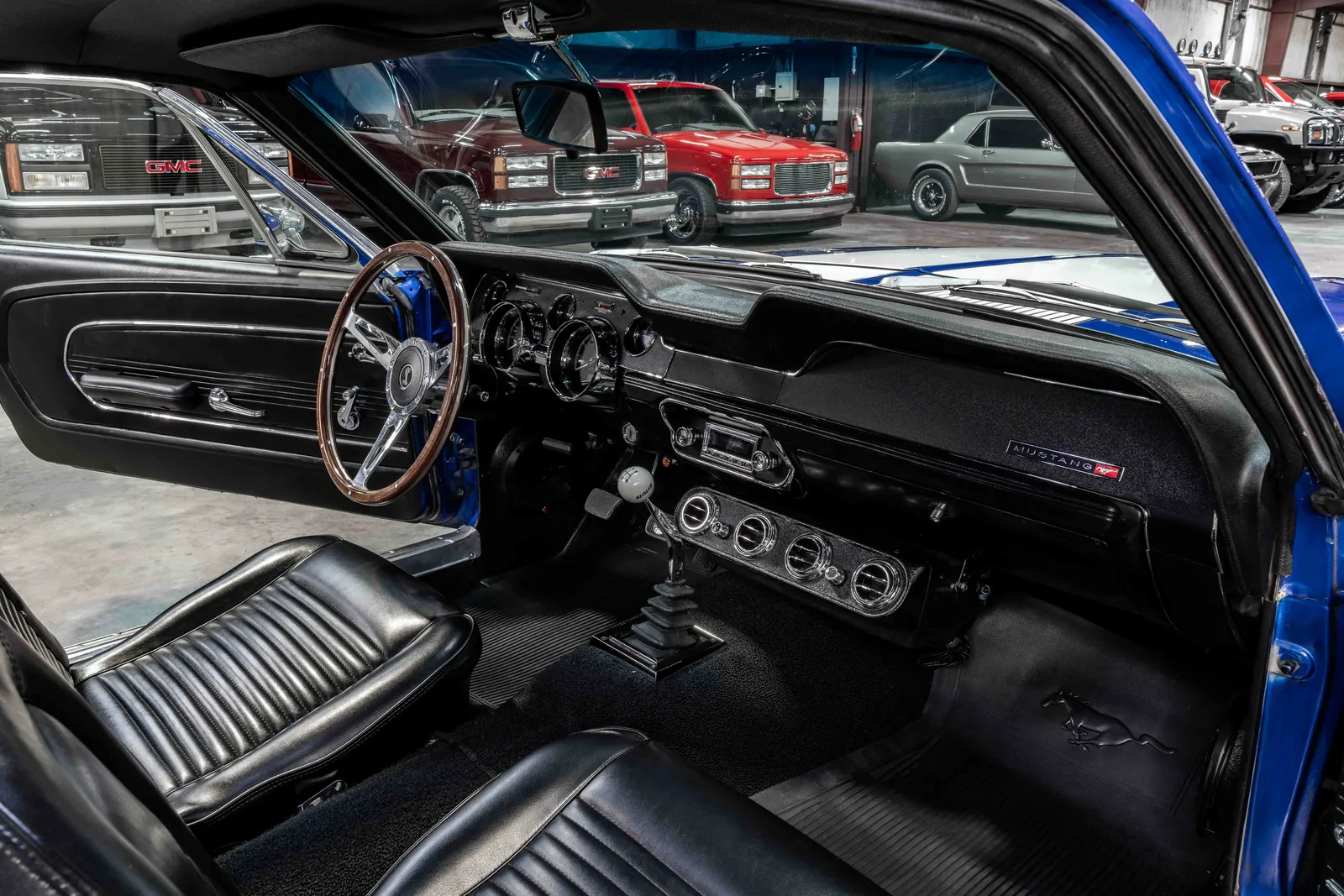 1967-Ford-Mustang-Blue-7R01C121831-49.jpg
