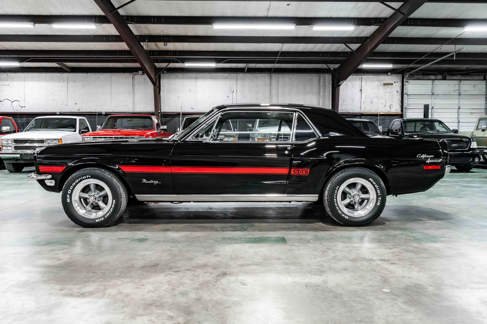 1968-Ford-Mustang-Black-8R01C142427-34.jpg