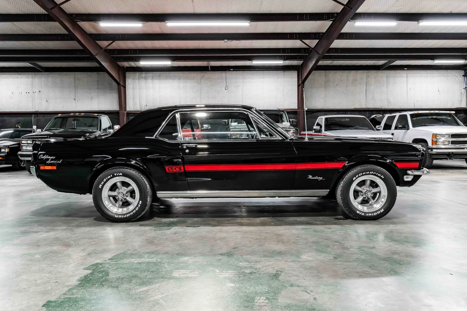 1968-Ford-Mustang-Black-8R01C142427-38.jpg
