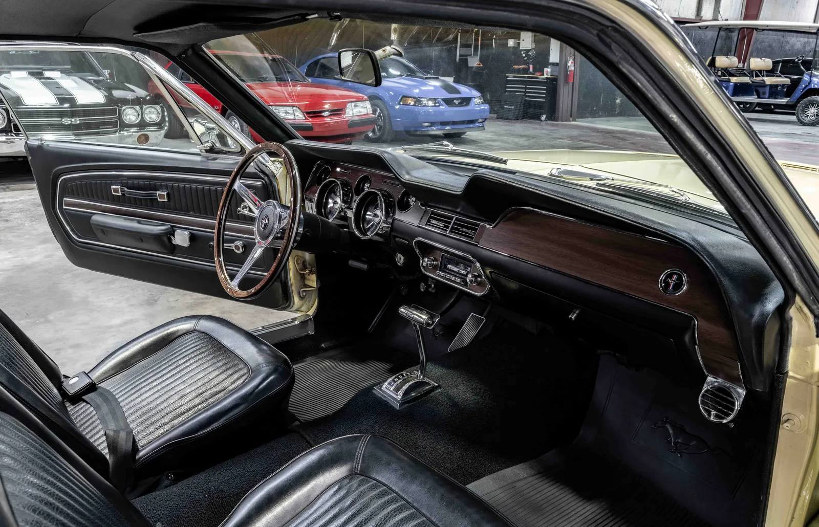 1968-Ford-Mustang-GTCS-Yellow-155795-49.jpg