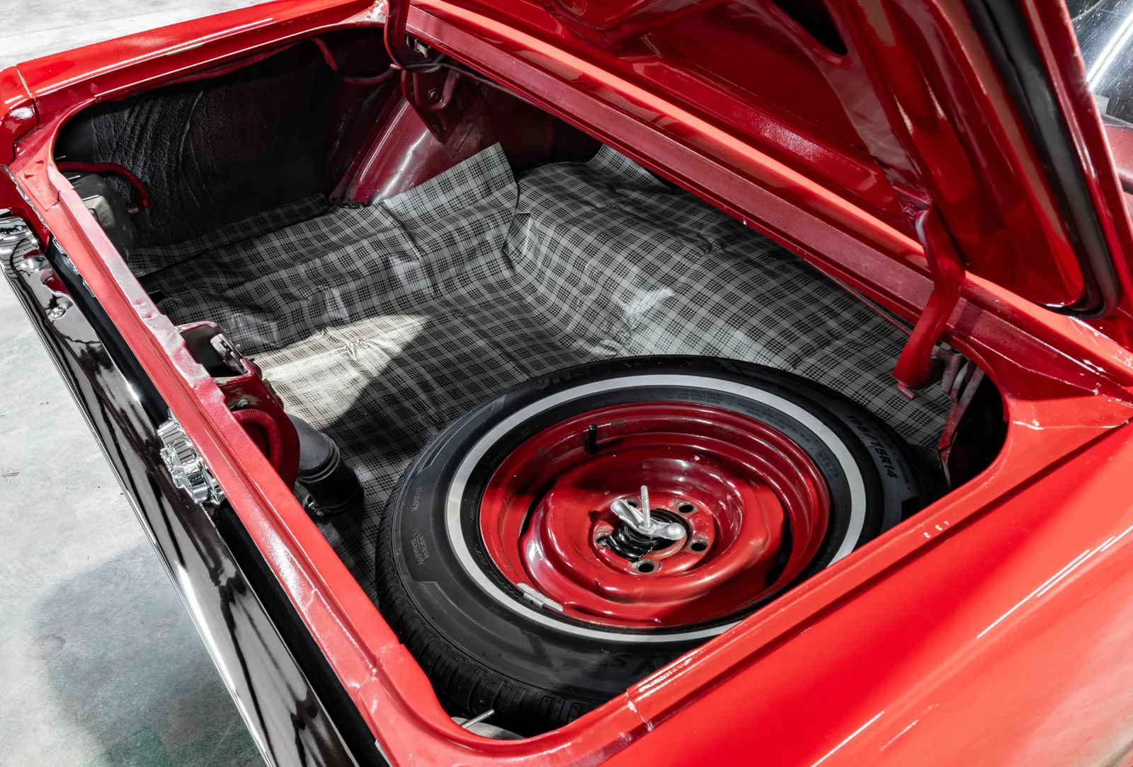 20_1968-Ford-Mustang-Red-158170-53.jpg