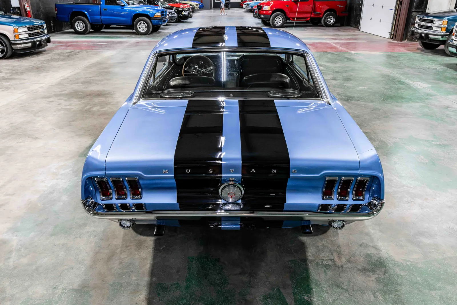 Ford-Mustang-Blue-169233-36.jpg