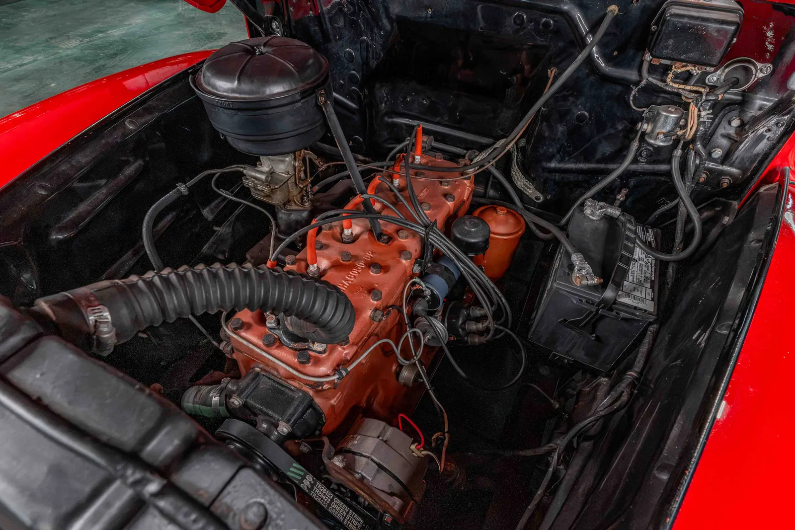 1950-Ford-F1-Red-97HC296624-39.jpg