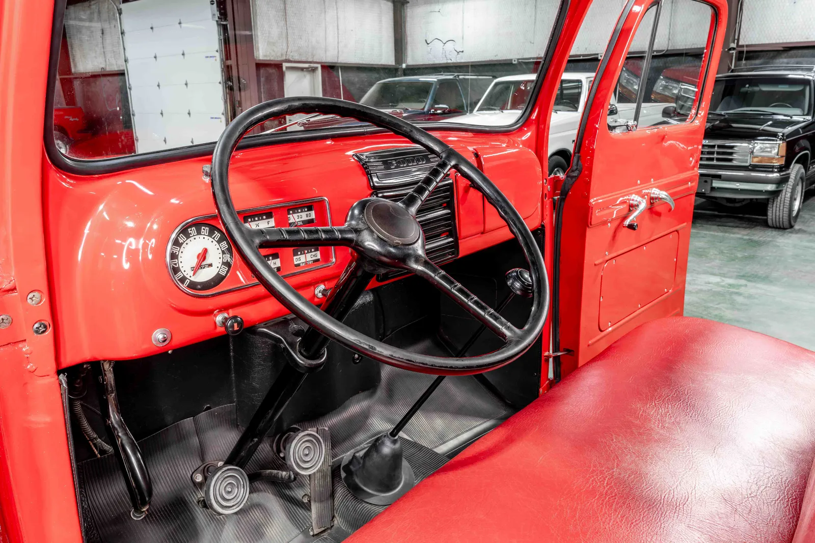1950-Ford-F1-Red-97HC296624-42.jpg