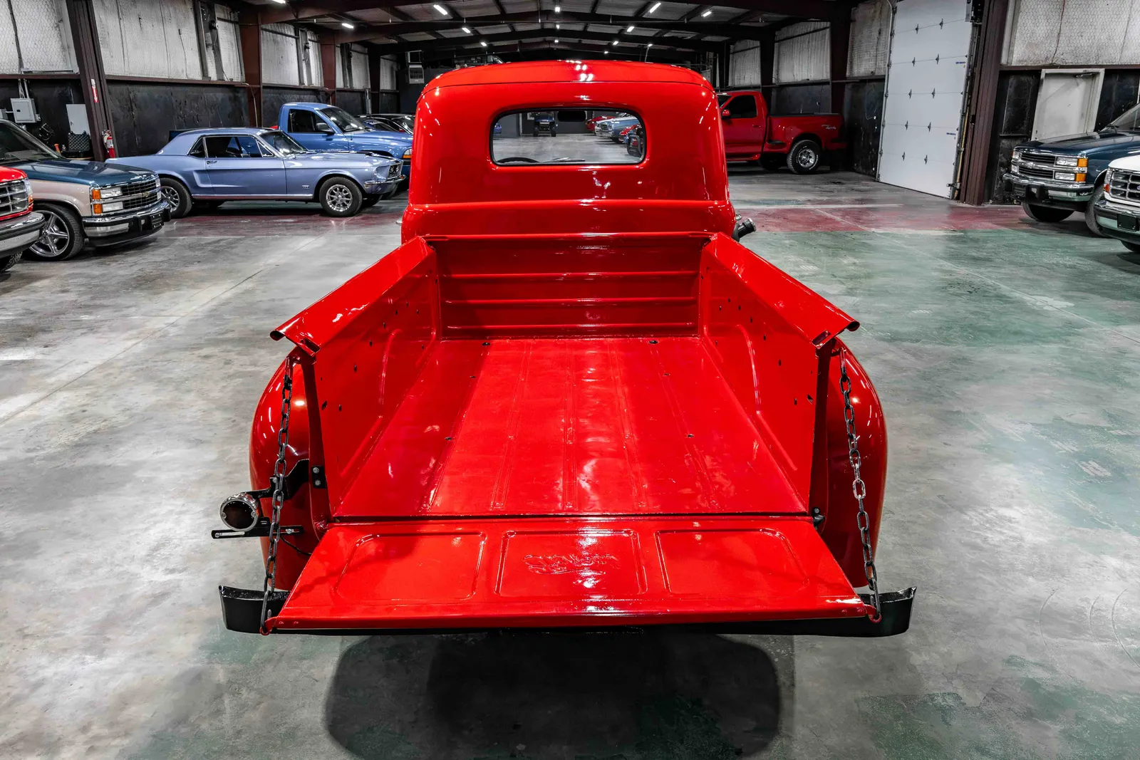1950-Ford-F1-Red-97HC296624-46.jpg