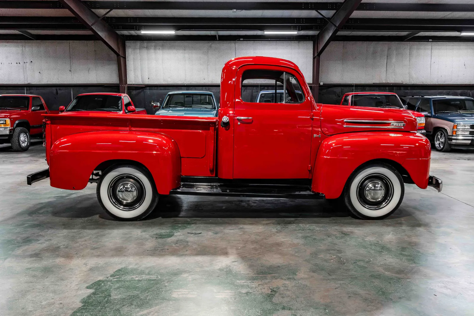 1950-Ford-F1-Red-97HC296624A-38.jpg