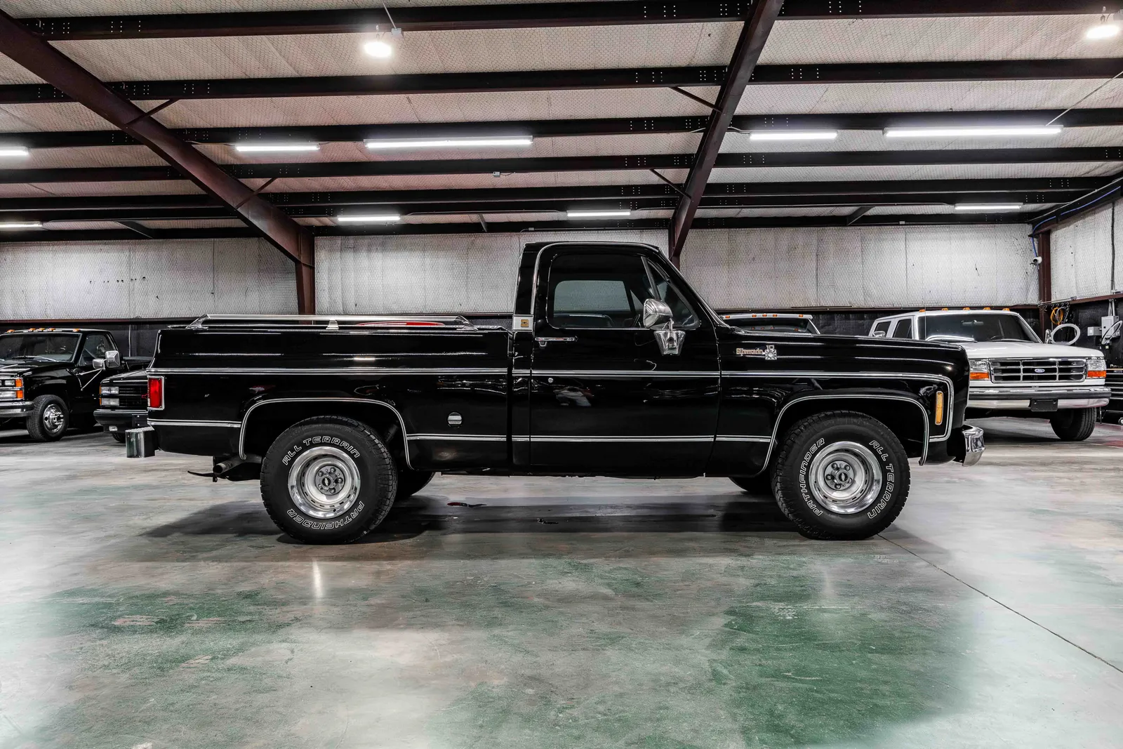 1978-Chevrolet-C10-Black-CCL448J101635-38.jpg