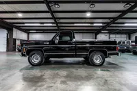 1978-Chevrolet-C10-Black-CCL448J101635-34.jpg